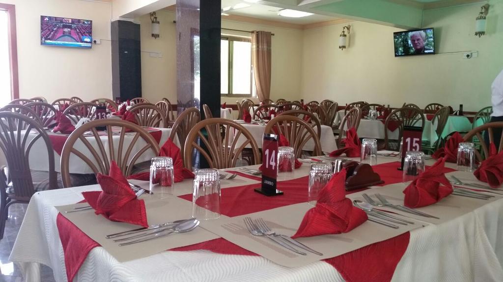 Jambo Travellers Hotel Mtwapa Bagian luar foto